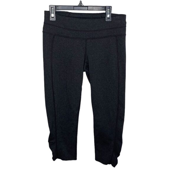 Athleta Grey Athletic Workout Capris. Size Small. - Picture 6 of 6